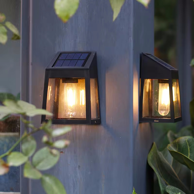 Lampada da parete solare per e - Smart Garden Ornaments recensione e prezzo